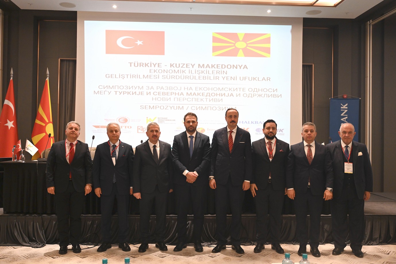  Üsküp’te Makedonya ile Türkiye Arasındaki Ekonomi İlişkilerinde Yeni Ufukları Araştıran Sempozyum Gerçekleşiyor