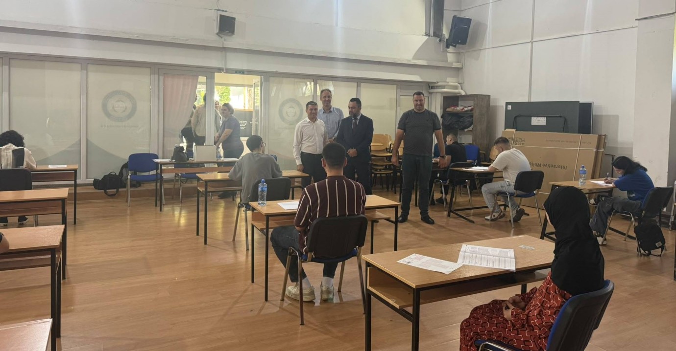12 Binden Fazla Öğrenci Devlet Maturasının İkinci Sınavına Girdi