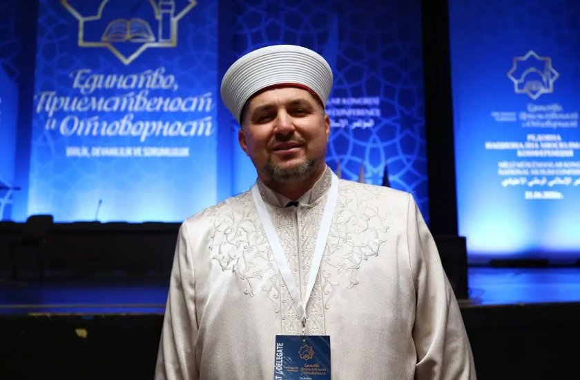 Bulgaristan Müslümanları Yeni Başmüftüsünü Seçti: Dr. Ahmet Hasanov Göreve Getirildi