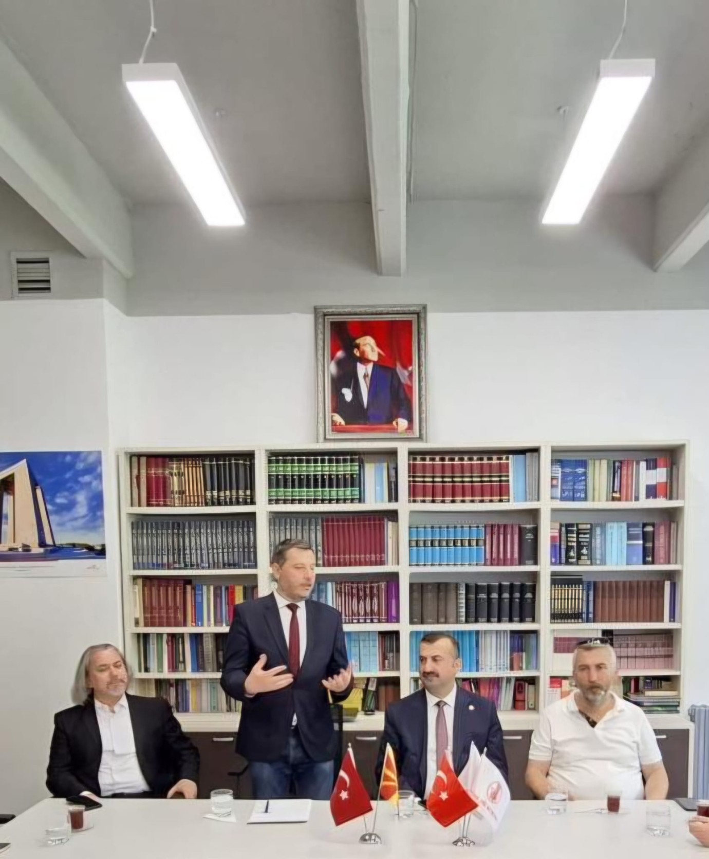 TÜRK DİL KURUMUNDAN YARIM ASIRLIK ÜSKÜP TÜRK DİLİ VE EDEBİYATI BÖLÜMÜNE ANLAMLI ZİYARET