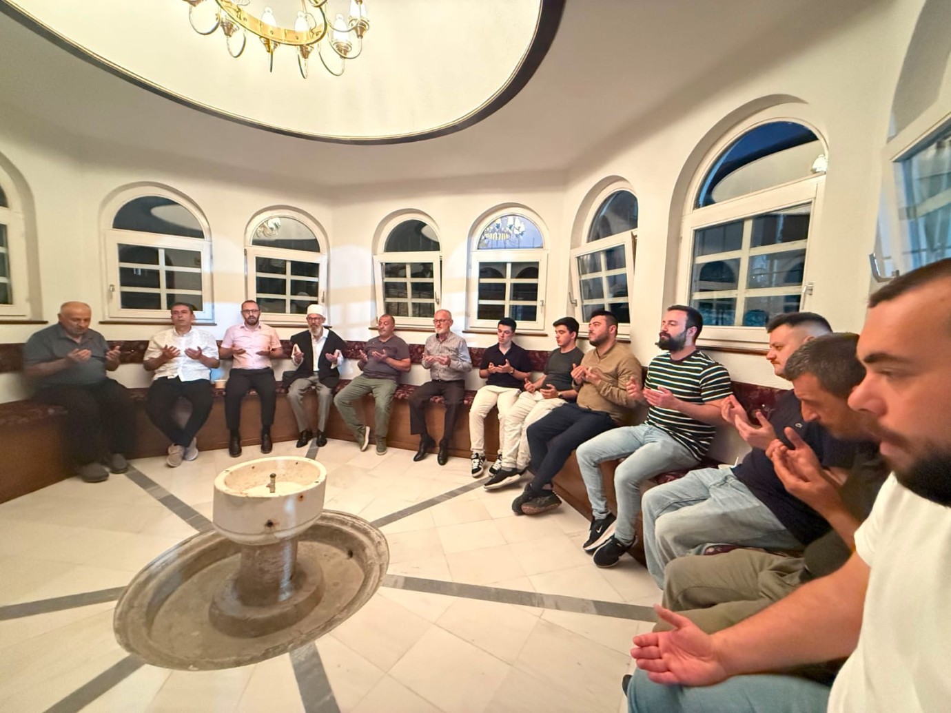 Ohri Halveti Hayatı Asîtanesî ve Pirevinde Aşure Günü