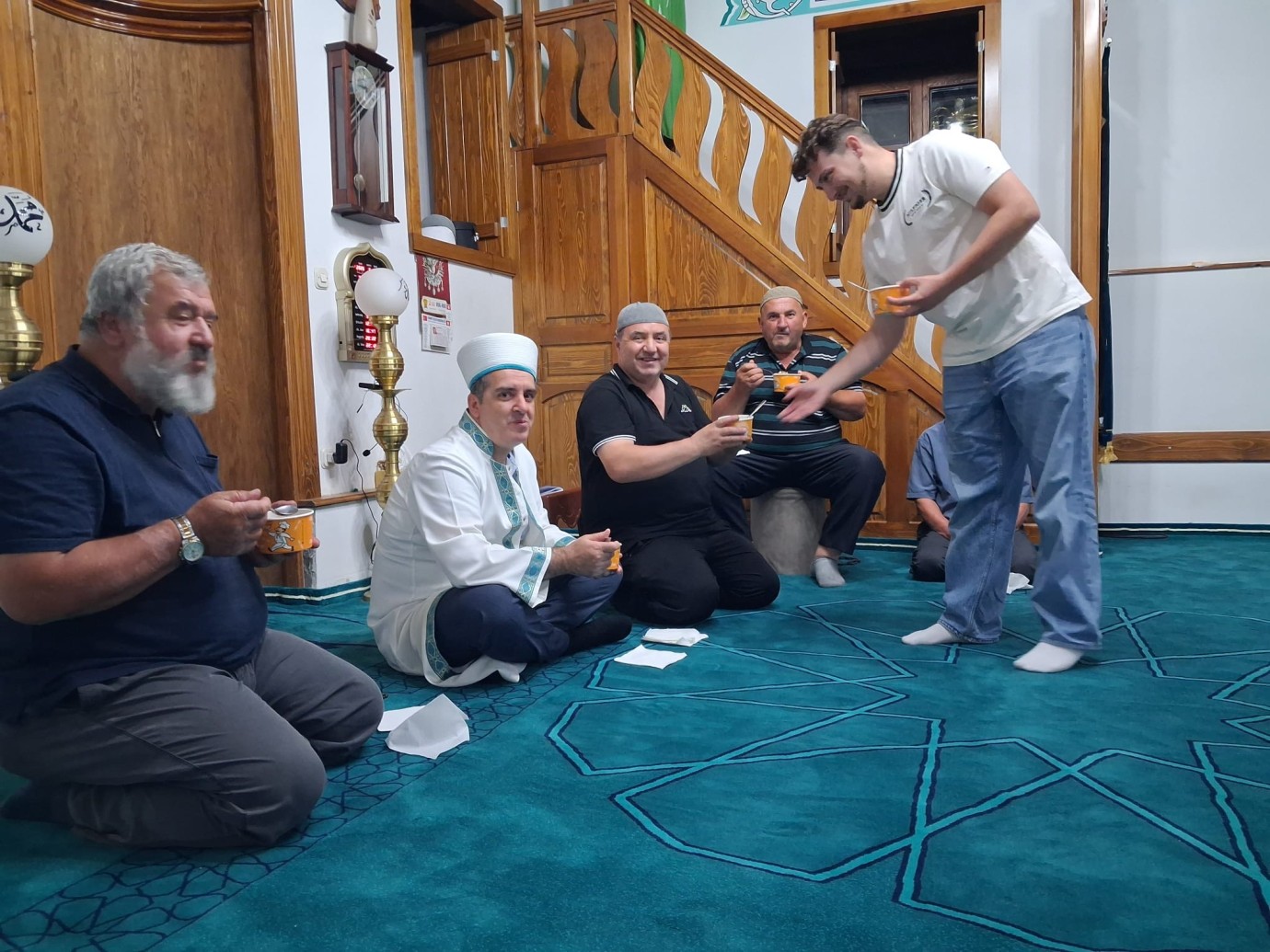 Halvetî Hayâtî Çullu Baba Tekkesi'nde Geleneksel Aşure İkramı