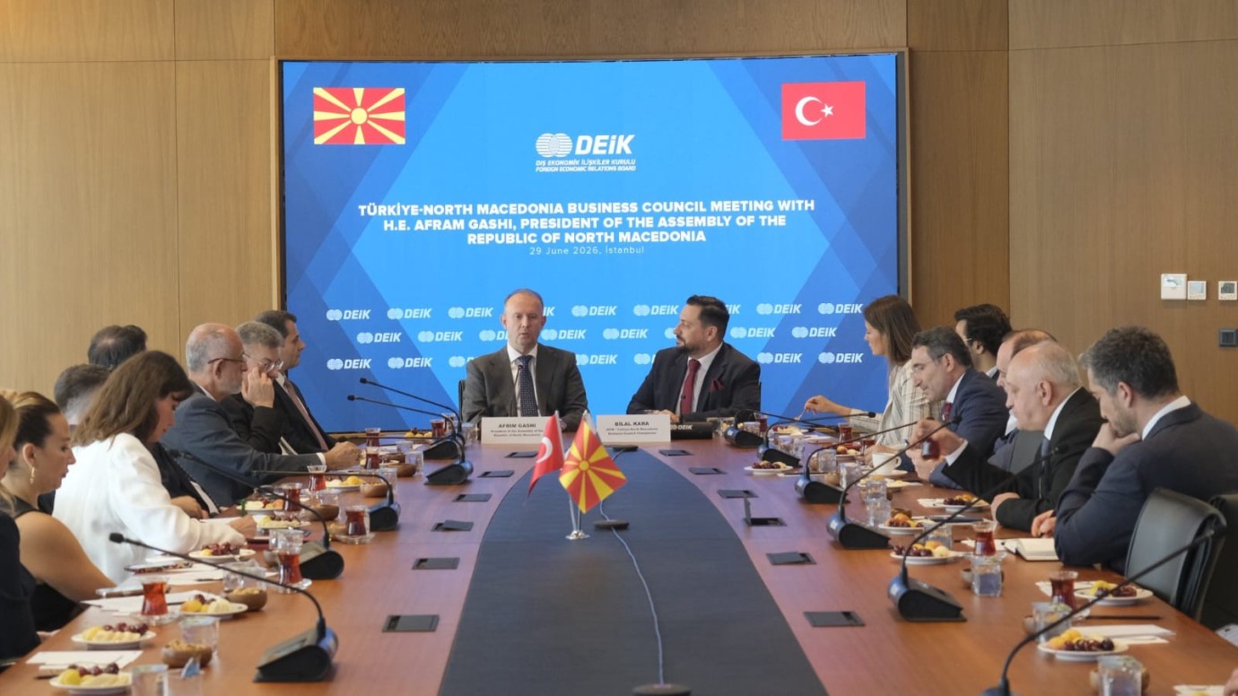 Kuzey Makedonya Meclis Başkanı Afrim Gashi, İstanbul'da DEİK Türkiye–Kuzey Makedonya İş Konseyi'ni Ziyaret Etti