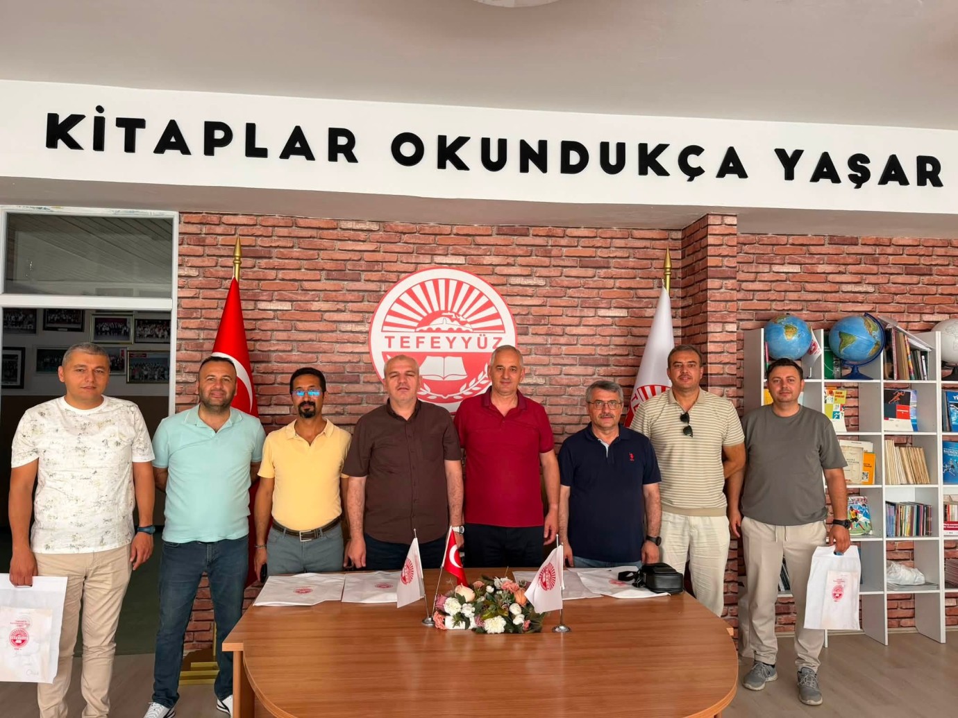 Lüleburgaz Eğitim Heyetinden Tefeyyüz İlkokulu’na Ziyaret