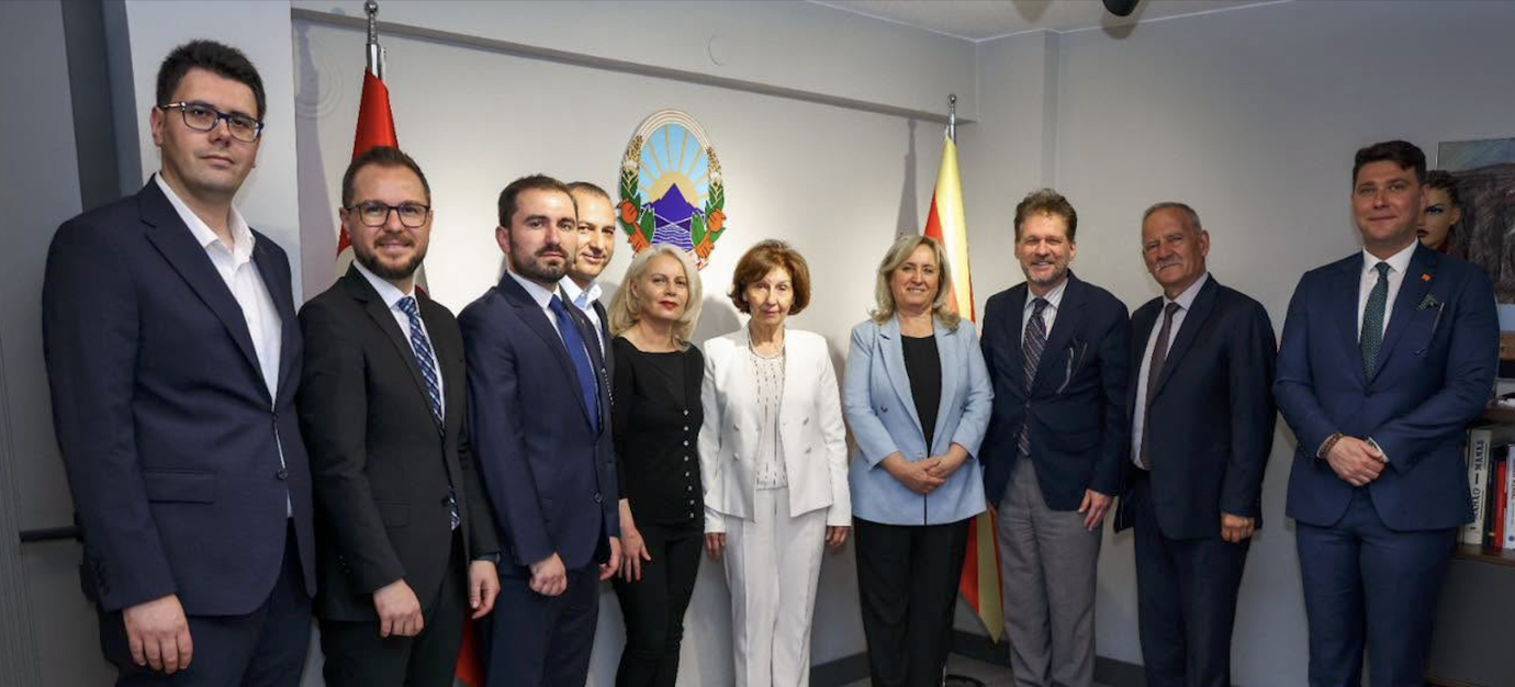 Cumhurbaşkanı Siljanovska-Davkova, Ankara'daki NATO Zirvesi'ne Katılıyor