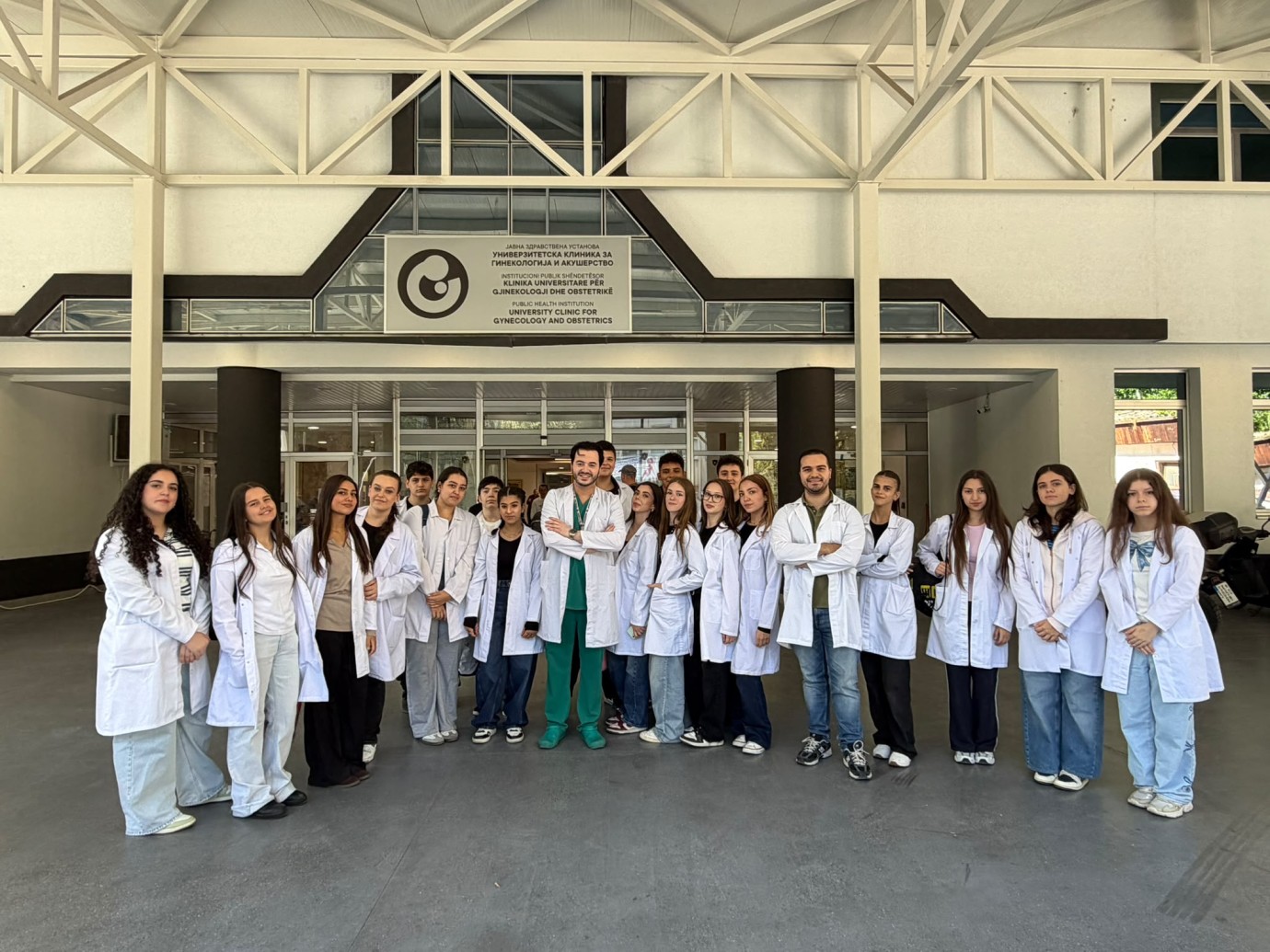 Tsvetan Dimov Lisesi Hemşirelik Bölümü Öğrencilerinden Tıp Fakültesi ve Kliniklere Ziyaret