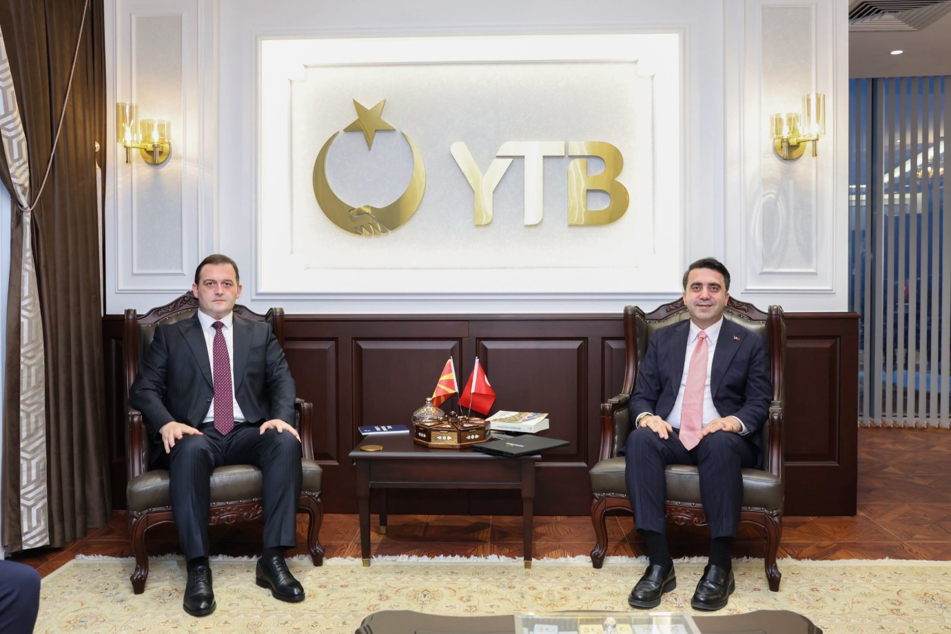 Bakan Zeynula, Türkiye’de Temaslarını Sürdürüyor
