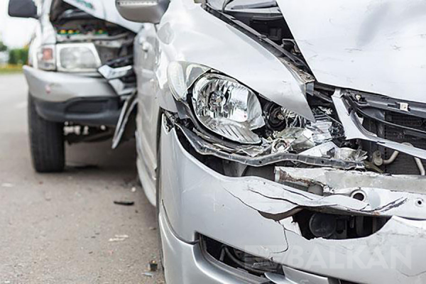 Türkiye’nin Kosova Büyükelçisi Trafik Kazası Geçirdi