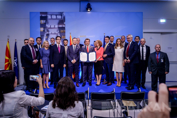 Makedonya’nın NATO’ya Üyelik Protokolü Yarın İmzalanacak