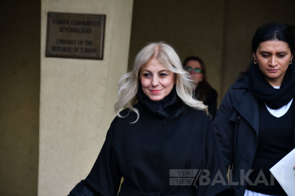 Genç Şair Yaser Halim Büyükelçi Tülin Erkal Kara İçin Şiir Yazdı