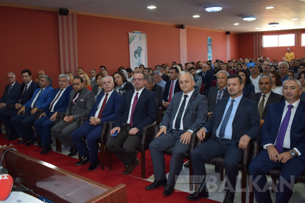 Uluslararası Vizyon Üniversitesi Yeni Akademik Yılının Açılışını Yaptı