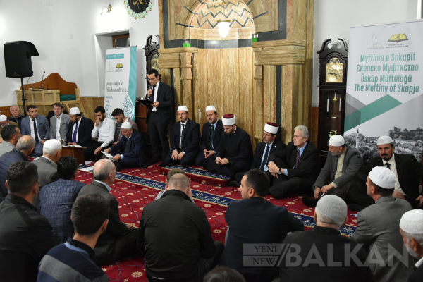 Üsküp Arasta Camiinde Mevlit Kandili Programı