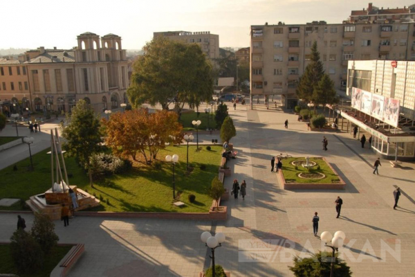 Kumanova’da toplu taşıma giriş çıkışları yasaklandı