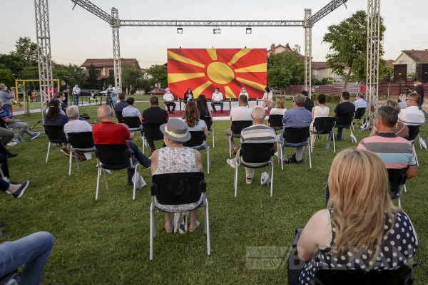 Zaev, “Doğru yolda ilerlemeye devam edeceğiz”