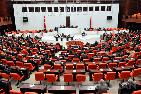 Türkiye’de 4 partiden Ermenistan’a ortak kınama