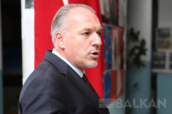 Damka’dan Kosova’nın Fransa Büyükelçisini geri çekme ültimatomu