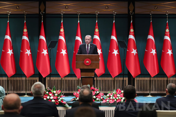 Cumhurbaşkanı Erdoğan'dan Bakü'deki Mehmetçiğe: Mevcudiyetiniz onur nişanemizdir