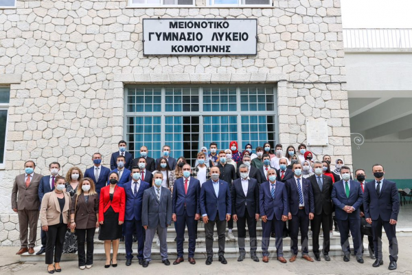 Çavuşoğlu Batı Trakya Türkleriyle bir araya geldi