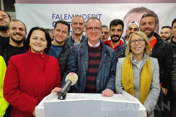 Arben Taravari Gostivar’da zafer ilan etti