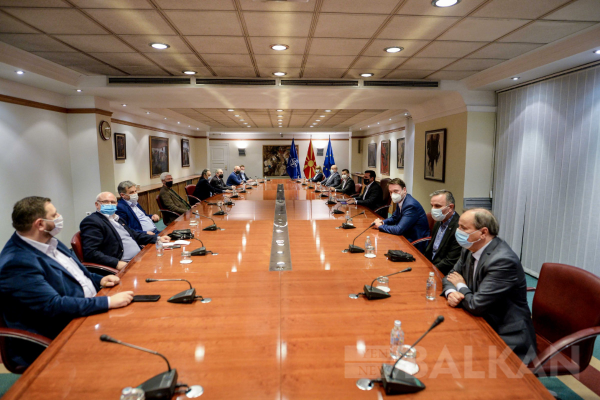 SDSM, koalisyon ortaklarıyla bir araya geldi