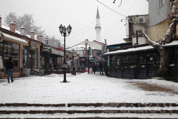 Bir kar resmi (Şiir)