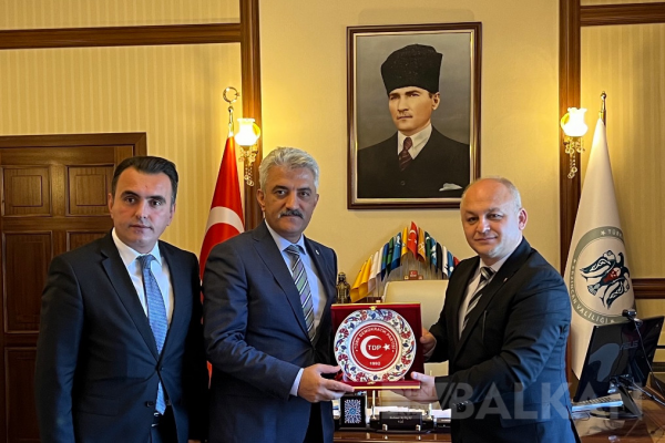 TDP Genel Başkanı Beycan İlyas Erzincan Valisi Makas’ı makamında ziyaret etti