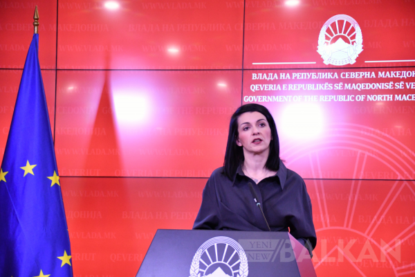 Kültür Bakanı çarşıdaki tarihi yapının yıkımının yasa dışı olduğunu duyurdu