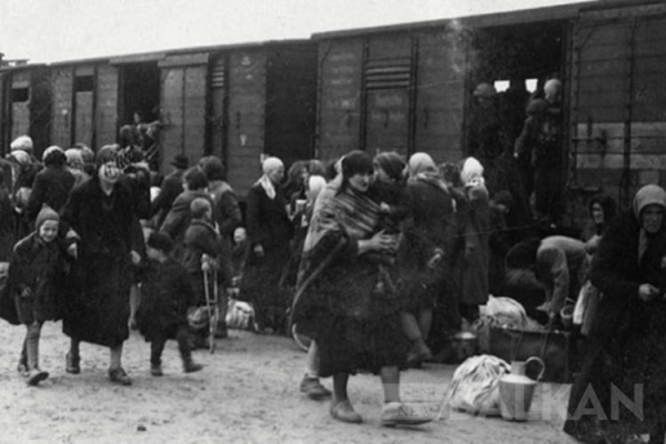 Kırım Tatar sürgününün 79. yılında acılar hafızalardaki yerini koruyor