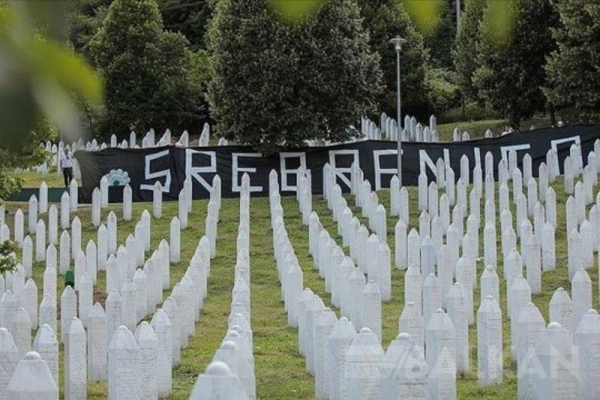 Srebrenitsa soykırımının 