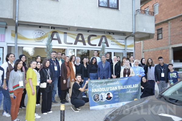 Anadolu Mektebi, Alaca derneğinde