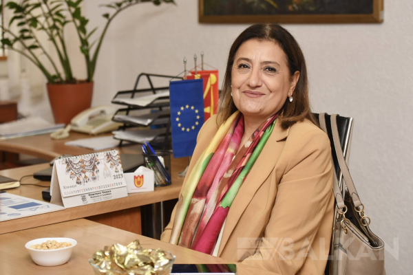 Çalışma ve Sosyal Politikalar Bakanı Trençevska’dan İzmir ziyareti