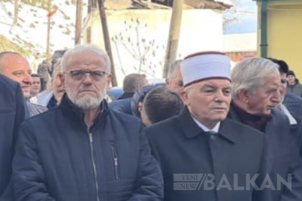 Reisul Ulema H. Hfz. Şakir Ef. Fetai, ilk Aravut Başbakanı Caferi'yi tebrik etti