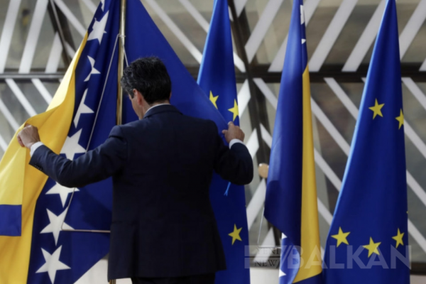AB Konseyi Bosna Hersek ile üyelik müzakerelerinin başlatılmasını onayladı