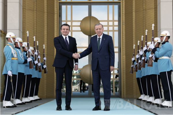 Cumhurbaşkanı Erdoğan, Albin Kurti'yi kabul etti
