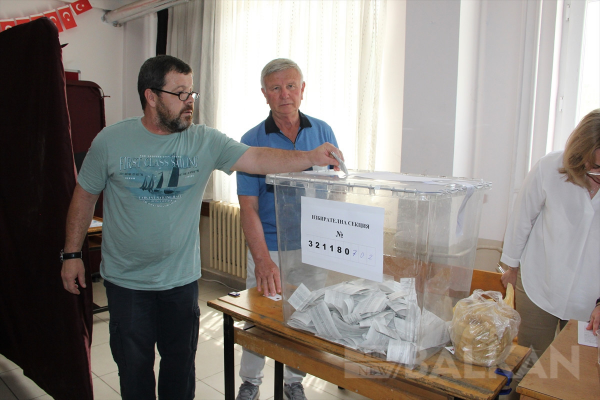 7 parti Ulusal Meclis'e giriyor, Türk partisi HÖH’ün ikincilik mücadelesi devam ediyor
