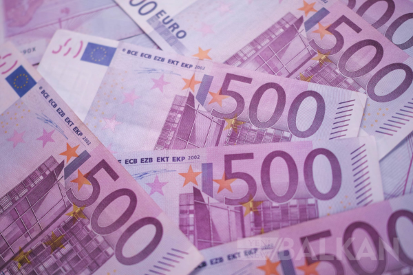 Macaristan EXIM Bankası'ndan yarım milyar avroluk krediye Meclisten onay