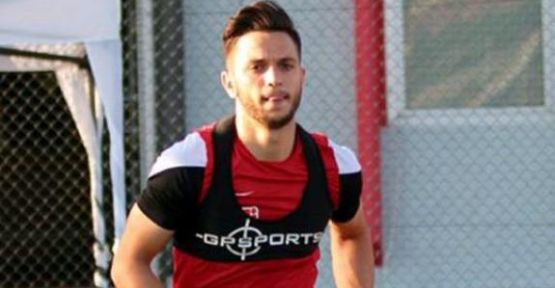Akgün, Şkupi’den Eskişehirpor’a Transfer Oldu