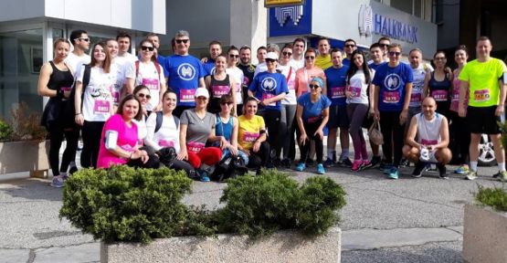 Binlerce Sporsever Üsküp Maratonunda Koştu