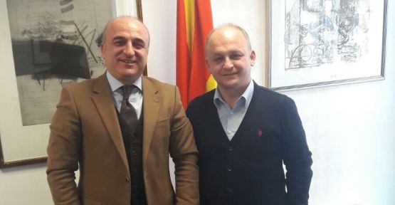  Devlet Bakanı İlyas Türkiye Cumhuriyeti  Eğitim Müşaviri Tamer Sevim İle Bir Araya Geldi