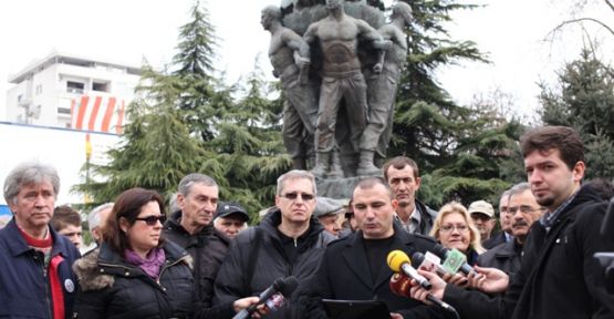 Eski UÇK kumandanına Karşı 150 Bin İmza