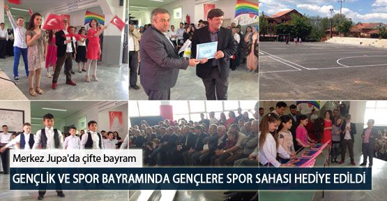 Gençlik ve Spor Bayramında Gençlere Spor Sahası Hediye Edildi