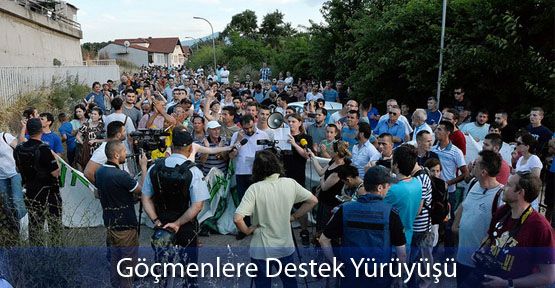 Göçmenlere Destek Yürüyüşü