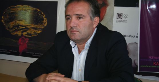 Klinçe Tiyatro’yu Seçti