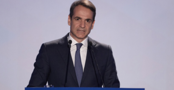   Mitsotakis: “Çipras ve Kamenos, Üsküp’e NATO Pasaportunu Teslim Etti”