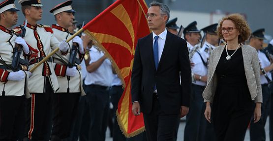 NATO Genel Sekreteri Stoltenberg Makedonya’da
