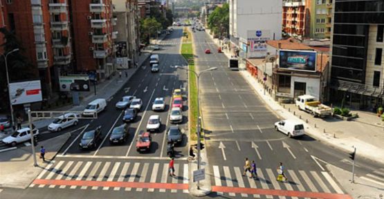 Üsküp’teki Trafik Kazalarında 4 Yaya Ağır Yaralandı